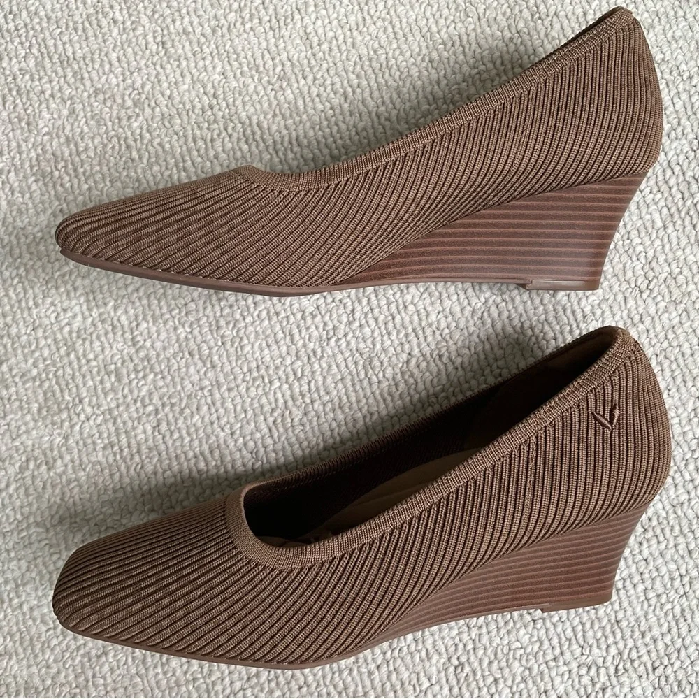 NWOB Vivaia Margot Square-Toe Wedge Pro, Espresso, Size US 9 (EU 40) - Picture 6 of 9